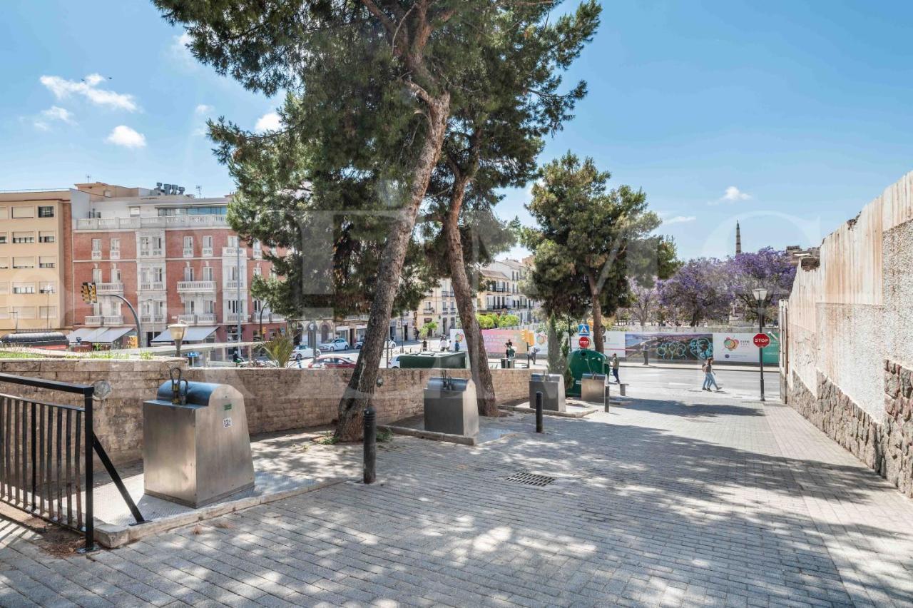 Spacious Apartment Next To Plaza De La Merced By Rems Málaga Extérieur photo