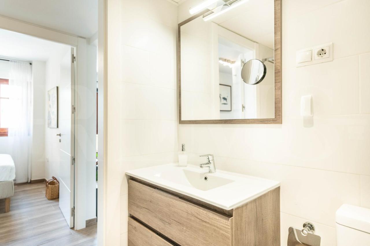Spacious Apartment Next To Plaza De La Merced By Rems Málaga Extérieur photo