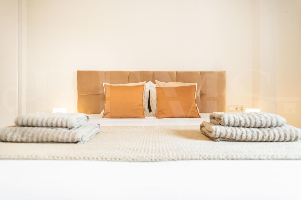 Spacious Apartment Next To Plaza De La Merced By Rems Málaga Extérieur photo
